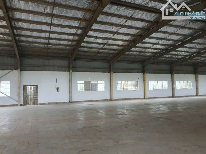 Cho thuê kho xưởng KM16 Đại Lộ Thăng Long, xã Yên Sơn, Huyện Quốc Oai, Hà Nội.  1150m2 - 2