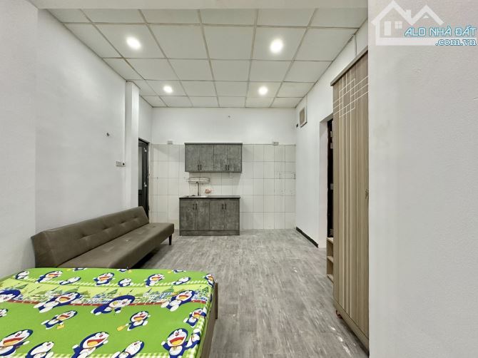 Cho thuê căn Studio _ Có Nội Thất , Bếp , Tolet riêng  _ 149/2 phan đăng lưu , Phú Nhuận - 2