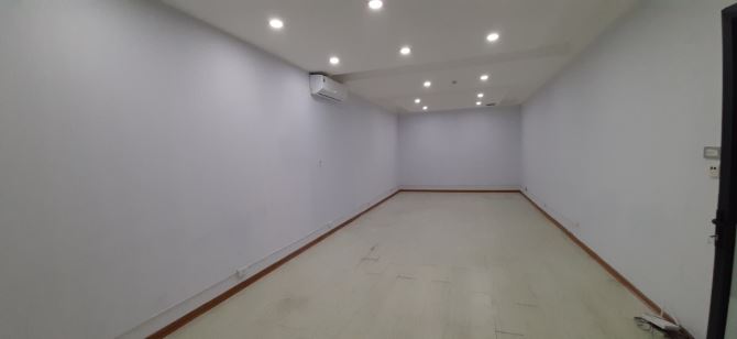 Văn phòng đẹp đường Nguyễn Hữu Thọ, diện tích đang trống 50m2, 91m2, liên hệ THUENHANHHON - 2