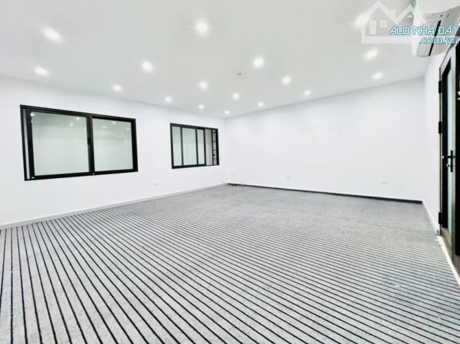 Cho thuê văn phòng trong ngõ Nguyên Hồng DT 65m2 sàn đẹp như trong tranh - 3