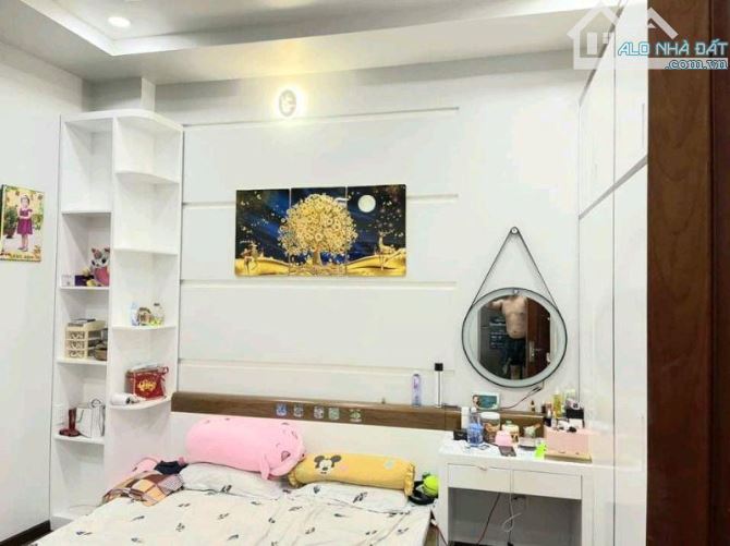 Nhà đẹp 3 tầng 90m2 ngang rộng hiếm có 6x15, hẻm ô tô thông chỉ 10 tỷ - 5