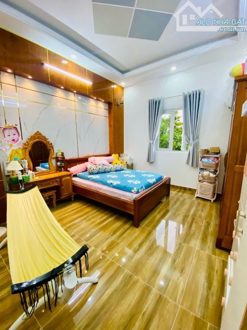 BÁN NHÀ MỚI ĐẸP (4X22) MẶT TIỀN ĐƯỜNG HIỆP THÀNH 17, Q12 - SỔ A4 - TẶNG NỘI THẤT - SHR - 7