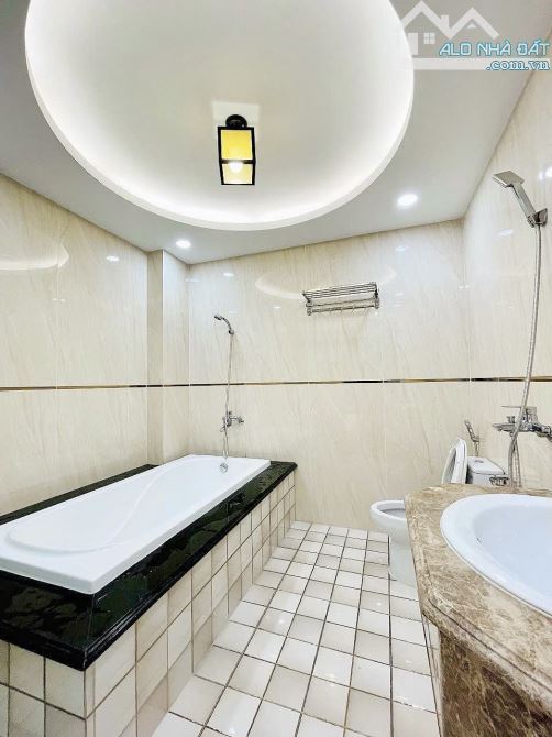 Nhà cực đẹp Tân Bình gần sân bay 70m2 hẻm ô tô SHR giá 5,1TỶ TL - 11