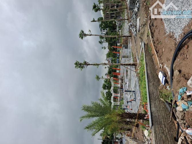 B.án N.hà Ngọc Thụy-Long Biên Diện Tích -125M2- 3T-MT5M  nhỉnh 30tỷ (đàm phán). - 1