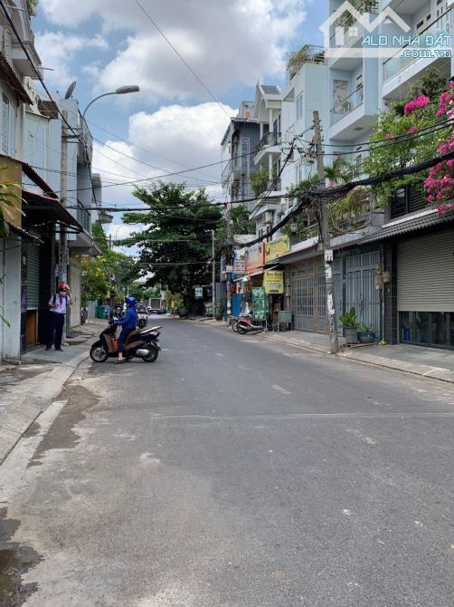 Cần bán nhà hẻm xe hơi 4x19m trệt 2 lầu + ST Nguyễn Văn Khối giá 7.8 tỷ thương lượng - 1