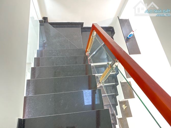 CHÍNH CHỦ GỞI BÁN NHÀ 1 TRỆT 1 LẦU KDC VIP HÓA AN, DT 89M2, SỔ RIÊNG, THỔ CƯ 100%,4PN - 1