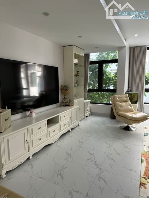 Thang máy, ô tô tránh, MT 6m, hàng xóm BV Tâm Anh, 24.9 tỷ - 1