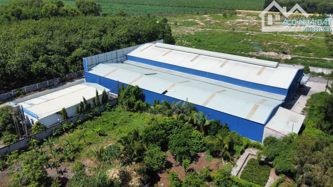 Bán xưởng mặt tiền đường xe container Củ Chi 15.000m2, DT xưởng 5500m2 giá 60 tỷ - 1