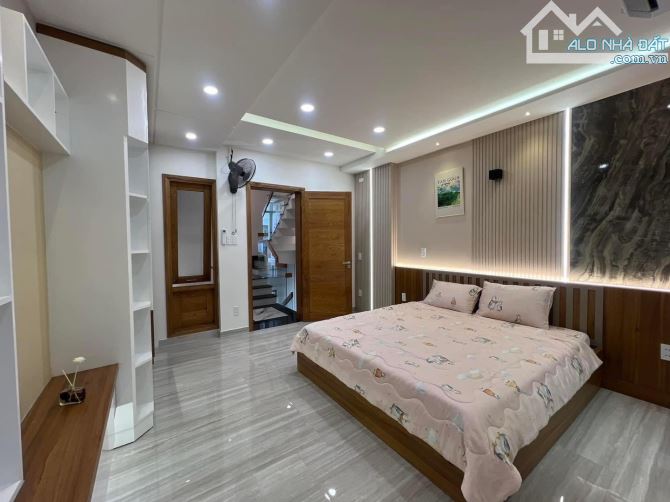 Chủ định cư nước ngoài bán nhà giá thấp, 60m2 tại Phan Đăng Lưu, Phú Nhuận, giá 4tỷ5 - 13