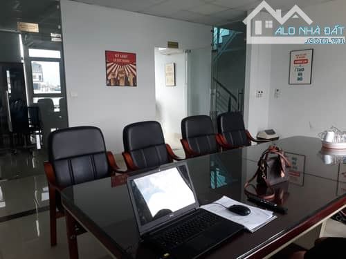 MP Đàm Quang Trung, 8 tầng thang máy, MT 8 m, vỉa hè rộng, 27.7 tỷ, - 2
