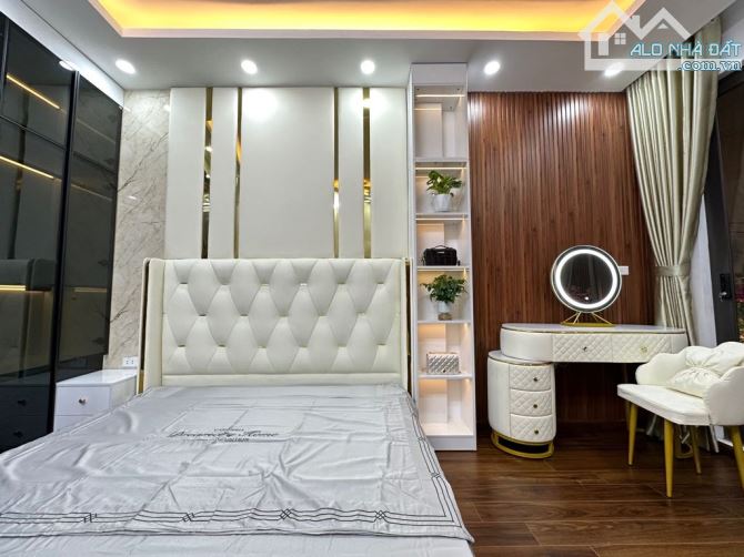 Đẹp nhức lách ! Không có căn thứ 2, 40m2*4T Hoàng Văn Thái, ngõ 2 oto kinh doanh - 2