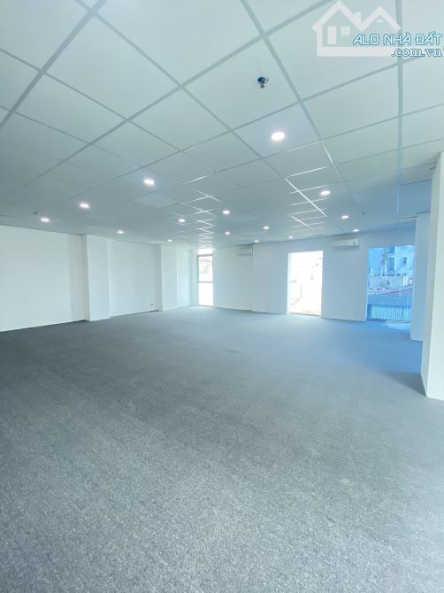 Hot! Cho thuê sàn VP 200m², MBKD 160m² đường Hồ Văn Huê, Phú Nhuận - cho thuê văn phòng ảo - 2