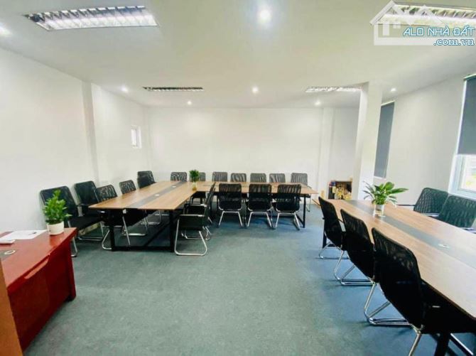 Cho thuê văn phòng tại Tạ Quang Bửu, DT từ 35-45m2 đầy đủ nội thất,Giá từ 4 triệu. - 2