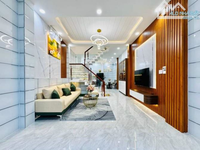 Nhà mới cần bán đang cho thuê 16 triệu. Phổ Quang, Q. Phú Nhuận, Giá 2 Tỷ 750 / 52m2 - SHR - 5