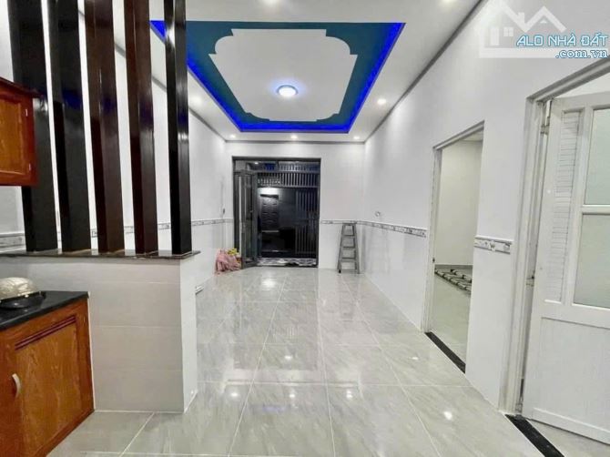 Bán Nhà 1 Trệt 1 Lầu 63m2 Trung Tâm Y Tế Dĩ An Giá 2tỷ2 TL - 5