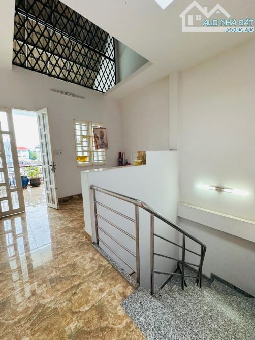 BÁN NHÀ TRỊNH ĐÌNH TRỌNG, TÂN PHÚ, HẺM XE TẢI, 184M2, NGANG 4.4M, NHỈNH 14 TỶ