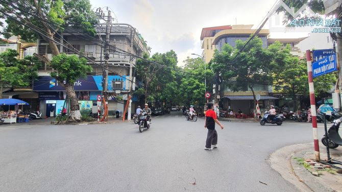 Bán nhà mặt phố Phan Bội Châu, vị trí vàng trung tâm buôn bán sầm uất