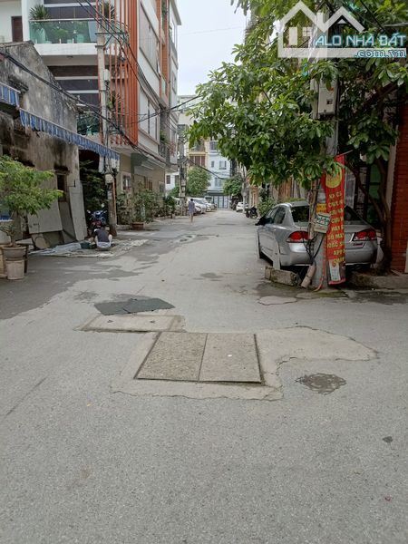 Bán nhà riêng ngõ 218 Tây Sơn 56m2, MT 4,5m, Ô Tô Tránh Giá Chỉ 7,82 Tỷ