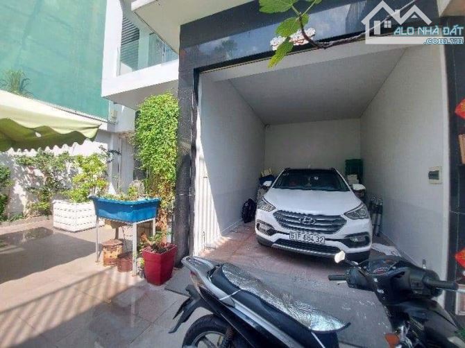 Bán nhà hẻm 8m Lũy Bán Bích Tân Phú 10x20m đúc 2 lầu ST (gần Lương Minh Nguyệt) - 5