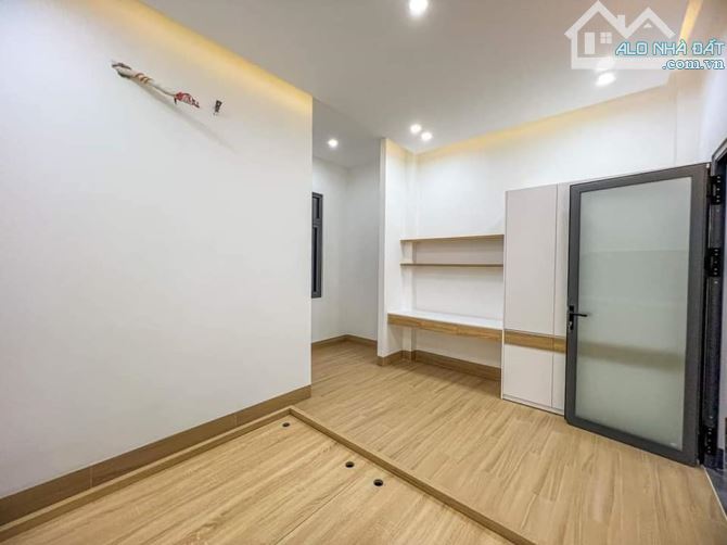 Cần bán nhà 4 tầng, 33m², mặt tiền đẹp tại Tả Thanh Oai, Thanh Trì, Hà Nội - 3