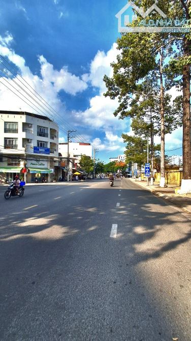 Bán nhà mặt tiền đường Tô Hiệu, ngay biển Nha Trang. Giá bán 7.25 tỷ - 5