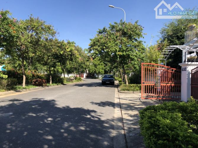 Bán biệt thự Phúc Lộc Viên DT 288m2 vị trí đẹp giá 26 tỷ - Toàn Huy Hoàng - 4