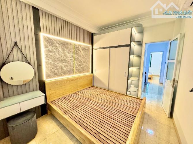 Bán gấp nhà Quan Nhân siêu đẳng cấp, 41m2, 5,4 tỷ
