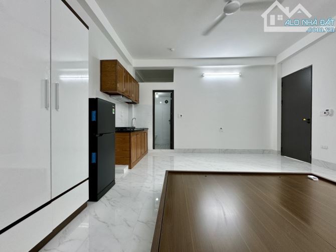 Cho Thuê CCMN Ngõ 255 Cầu Giấy 30m2 Studio Full Nội Thất Thang Máy, Gần Chợ Phòng Thoáng - 11