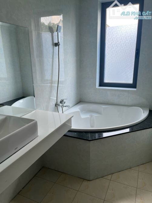 Bán nhà Quận 2 khu An Phú An Khánh đường Bùi Tá Hán TP Thủ Đức (160m2) 30.5 tỷ - 15