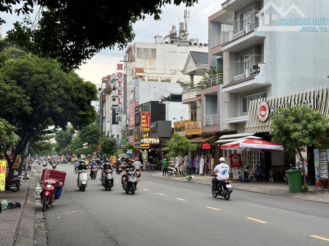 Bán nhà 12x25m MT 142 Tân Sơn Nhì, P. Tân Sơn Nhì, Q. Tân Phú, HCM. Giá 75 tỷ - 4