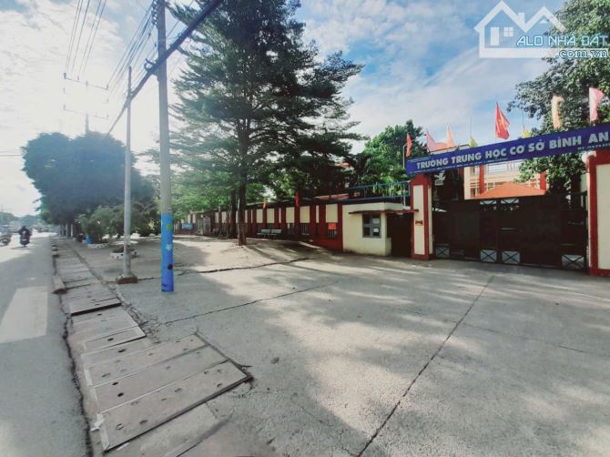 Cần bán gấp nhà C4 cạnh TH Bình An, Dĩ An, 338m2, chỉ 5 tỷ - 2