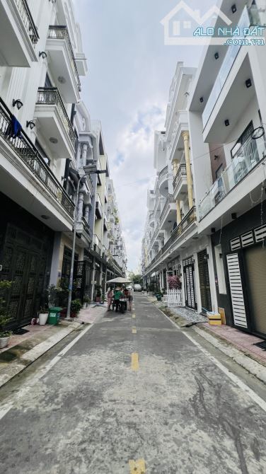 🔥Chủ ngợp 3.5 tỷ - Bán lỗ chốt gấp trong 15 ngày- liên khu 4-5 khu vip 4,5 tỷ - 2