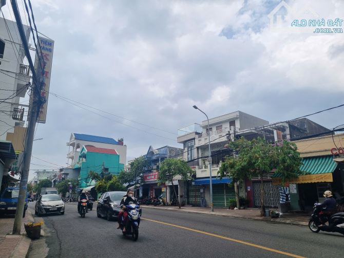 LÔ ĐẤT MẶT TIỀN TRẦN PHÚ- GẦN NGÃ 4 BẾN ĐÌNH- PHƯỜNG 6 - S=148m2 6,8x25m BHR- GIÁ 11,3 TỶ - 2