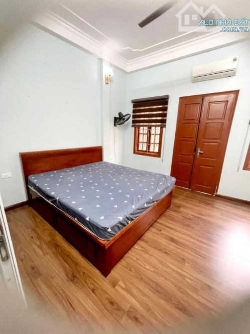 Bán nhà Tây Sơn 116m2x8T, ô tô đỗ cổng, vị trí đắc địa, dòng tiền 130tr/th, giá 22 tỷ - 2