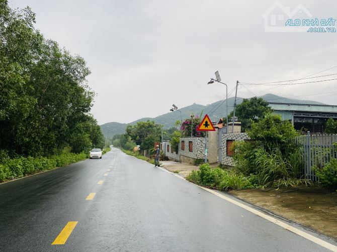 1000m2 có 200tc, 13m mt đường Hải Lâm Bàu Trứ, ra biển 2km, cách hồ Sở Bông 500m, 6tỷ6 TL - 2