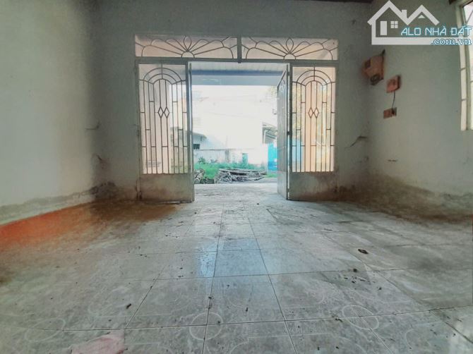 Cần bán gấp nhà C4 cạnh TH Bình An, Dĩ An, 338m2, chỉ 5 tỷ - 3
