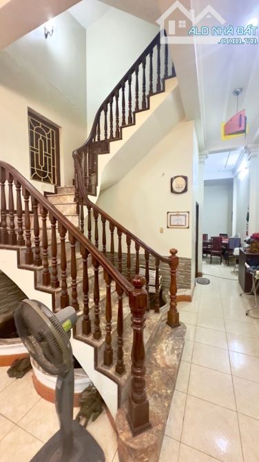 NHÀ ĐẸP 2 MẶT NGÕ GIÁP BÁT, KIM ĐỒNG, 2 MẶT NGÕ, SU CÓC ĐỖ CỬA, Ô CHỜ THANG MÁY - 3