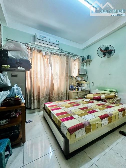 PHAN VĂN TRỊ - 4 TẦNG - NGANG HƠN 6M - CÒN 7 TỶ. - 4