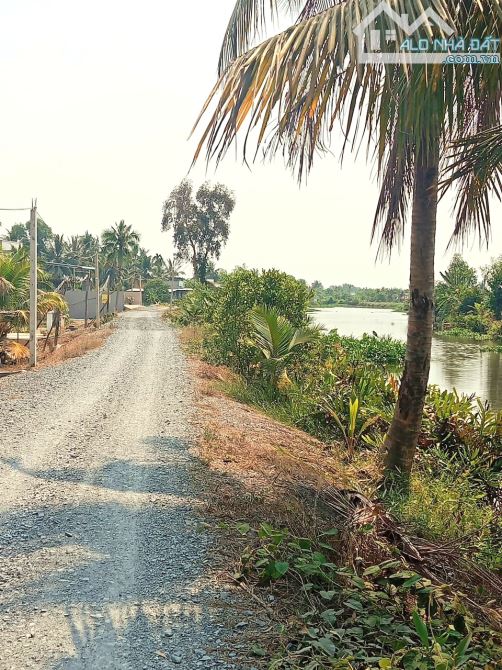 Siêu phẩm 1000m2 đất vườn view kênh cực đẹp, 750tr - 5