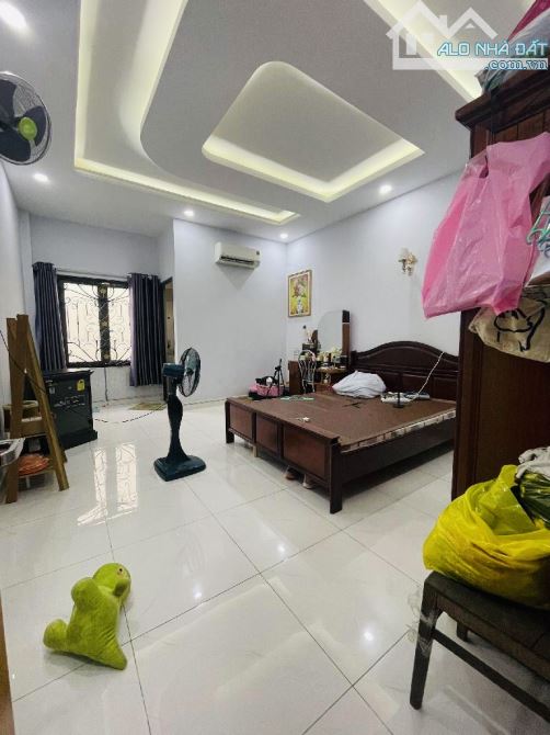BÁN NHÀ MẶT TIỀN NGUYỄN TRƯỜNG TỘ, GIÁP VƯỜN LÀI, 4.3x19M, 4 TẦNG, 4PN - 6