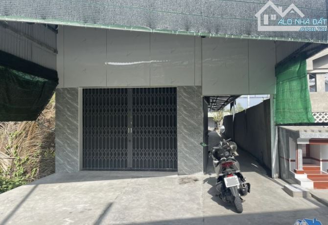Chủ Cần Bán Gấp Dãy Trọ Hiện Đang CHo thuê 730triệu Ở Tân Thông Hội 216m2 Sổ Hồng Riêng