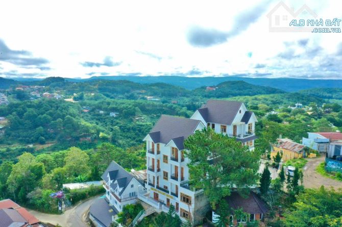 Cần bán 2 căn vila đường Đặng thái thân TP Đà Lạt