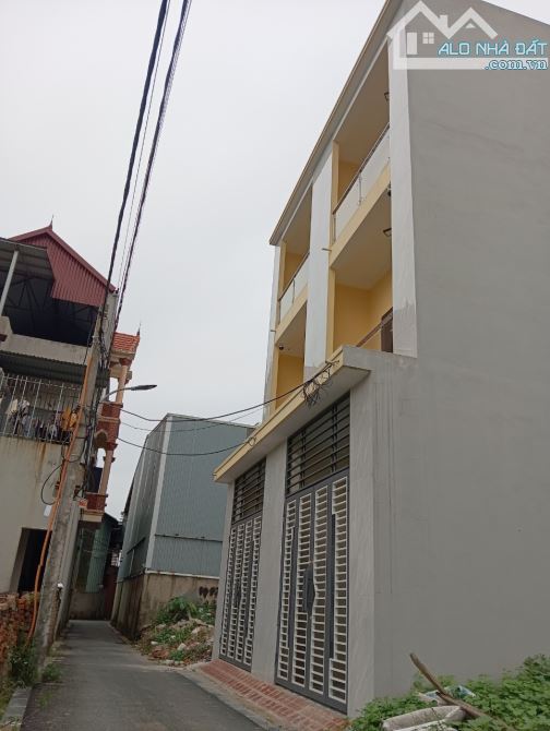 Bán Gấp nhà 54,5m² X 3tầng tại Bến Chung - Bắc Hồng, chỉ 2,85 tỷ. Có ra lộc KHỦNG - 1