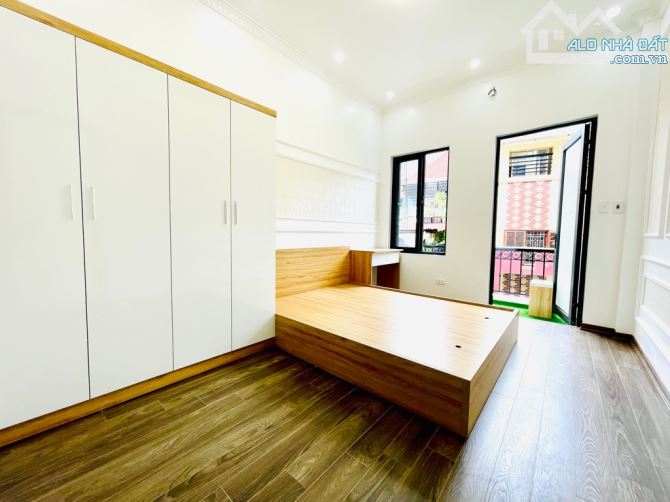 Bán gấp nhà Hoàng Mai 31m2, 5 tầng, chỉ 4,3 tỷ - 2