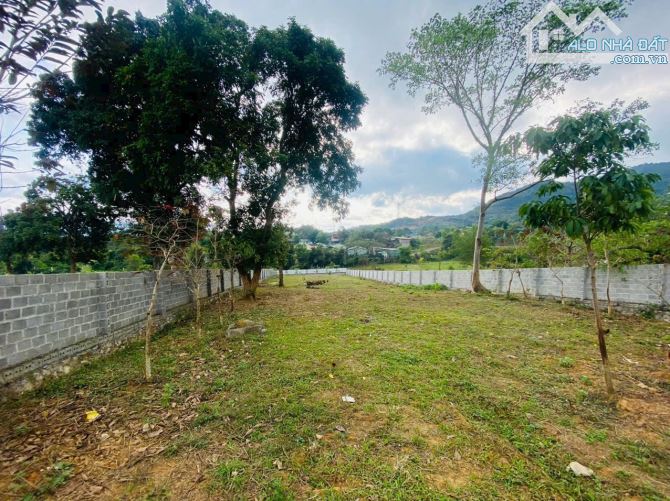 CẦN BÁN LÔ ĐẤT VIEW ĐẸP XUNG QUANH TOÀN NGHỈ DƯỠNG CÓ DT 1212m2 CHỈ CÁCH HỒ 500m - 4