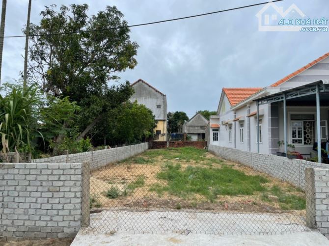 Bán đất xã Tịnh Khê chính chủ 233m2, đường 5m, Sổ Hồng sẵn