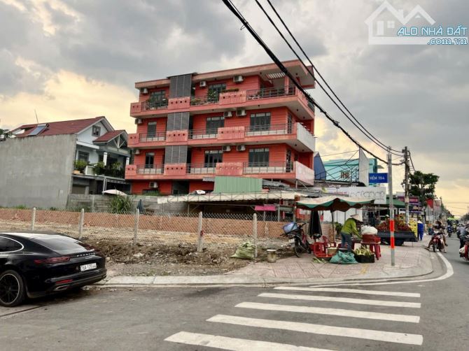 CẦN TIỀN GIẢM 2 TỶ, MẶT TIỀN KINH D ,GÓC 2 MẶT TIỀN NGUYỄN VĂN TĂNG,DT:265M2 ,CHỈ 39 TỶ💯