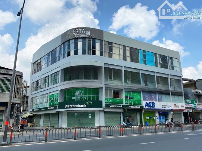 Ngộp bank! Bán tòa nhà mặt tiền Cách Mạng Tháng 8- DT:12x28m-hầm 10T- HĐT:500tr/th- 140 tỷ