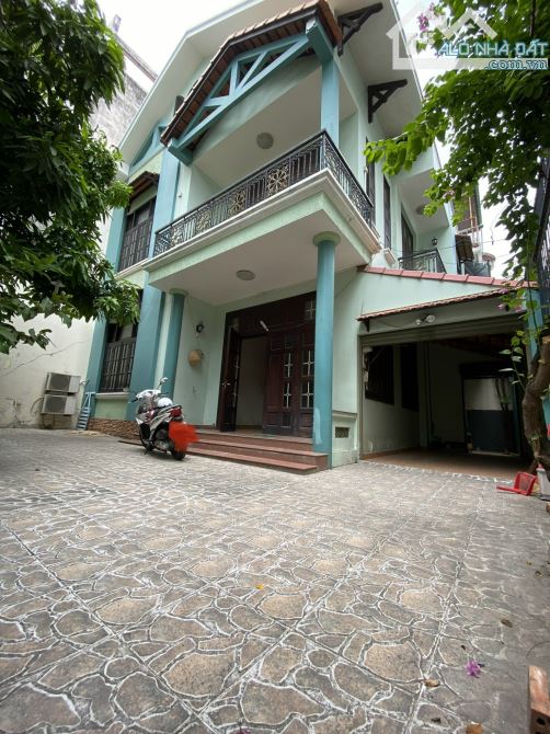 🔥29 Tỷ🔥Biệt thự Góc 2MT Nguyễn Tri Phương Q10,DT: 12x20m, 3 tầng HĐT: 150tr - 1