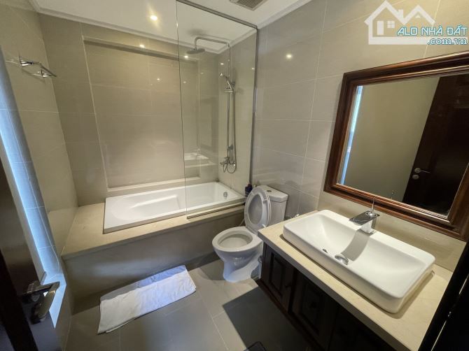 Căn hộ phố Liên Trì: 45m2, full đồ, thang máy, nội thất đẹp, 1PN, 1PK. Giá: 15 tr/tháng - 1